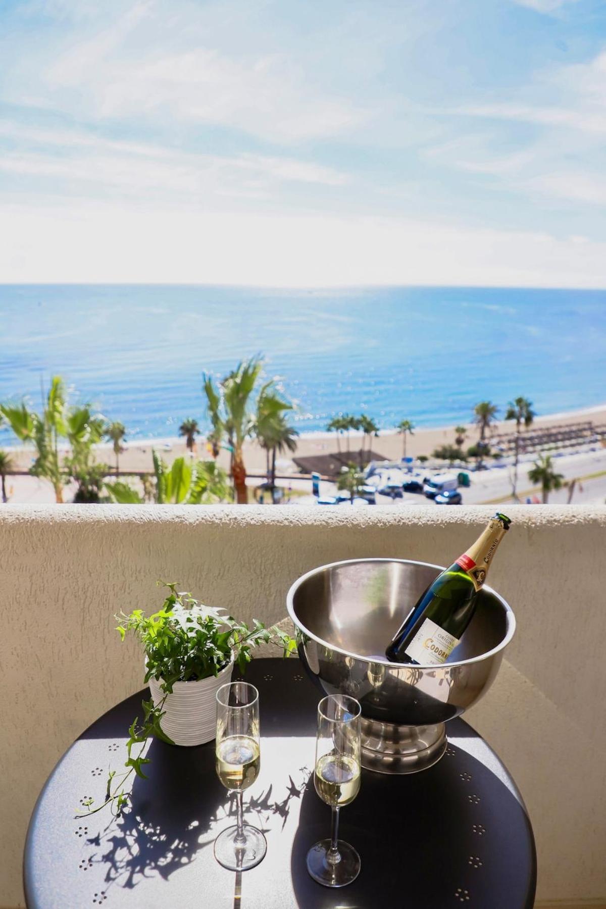Direct Sea View- Bilbil Sunrise! Appartement Benalmádena Buitenkant foto